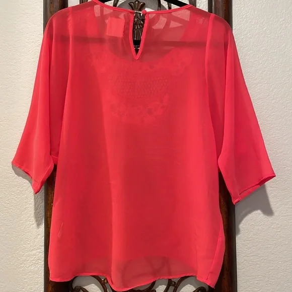 Urban Outfitters Pins & Needles coral sheer flowy 3/4 in sleeves size Small - Picture 9 of 9